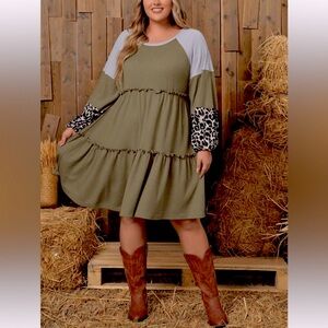 🆕 Khaki Boho Tiered Midi Dress w/ Leopard on the sleeves… Brand NEW!!!